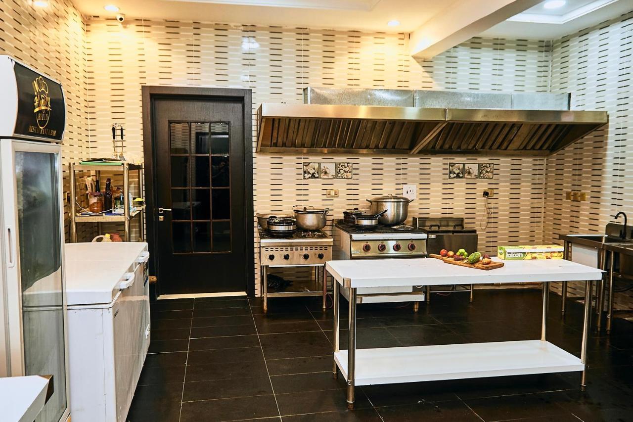 לקי 247 Luxury Hotel & Apartment Ajah מראה חיצוני תמונה