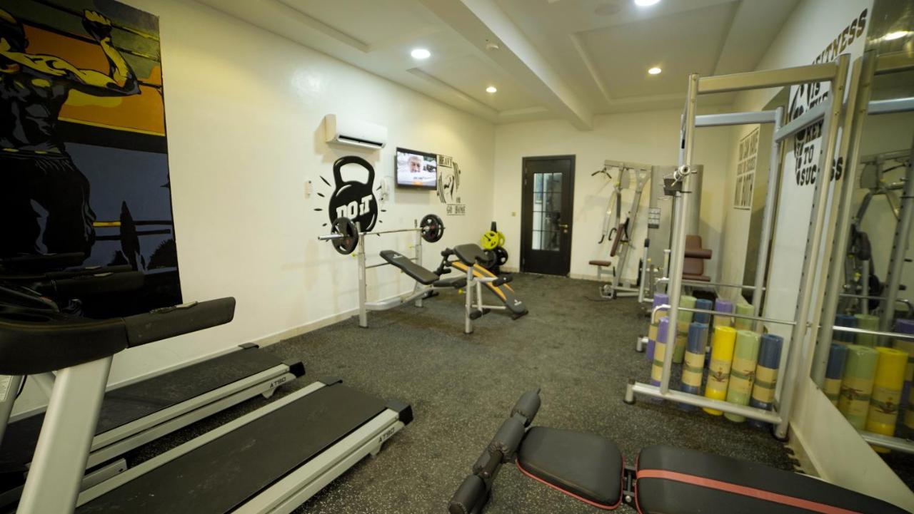 לקי 247 Luxury Hotel & Apartment Ajah מראה חיצוני תמונה